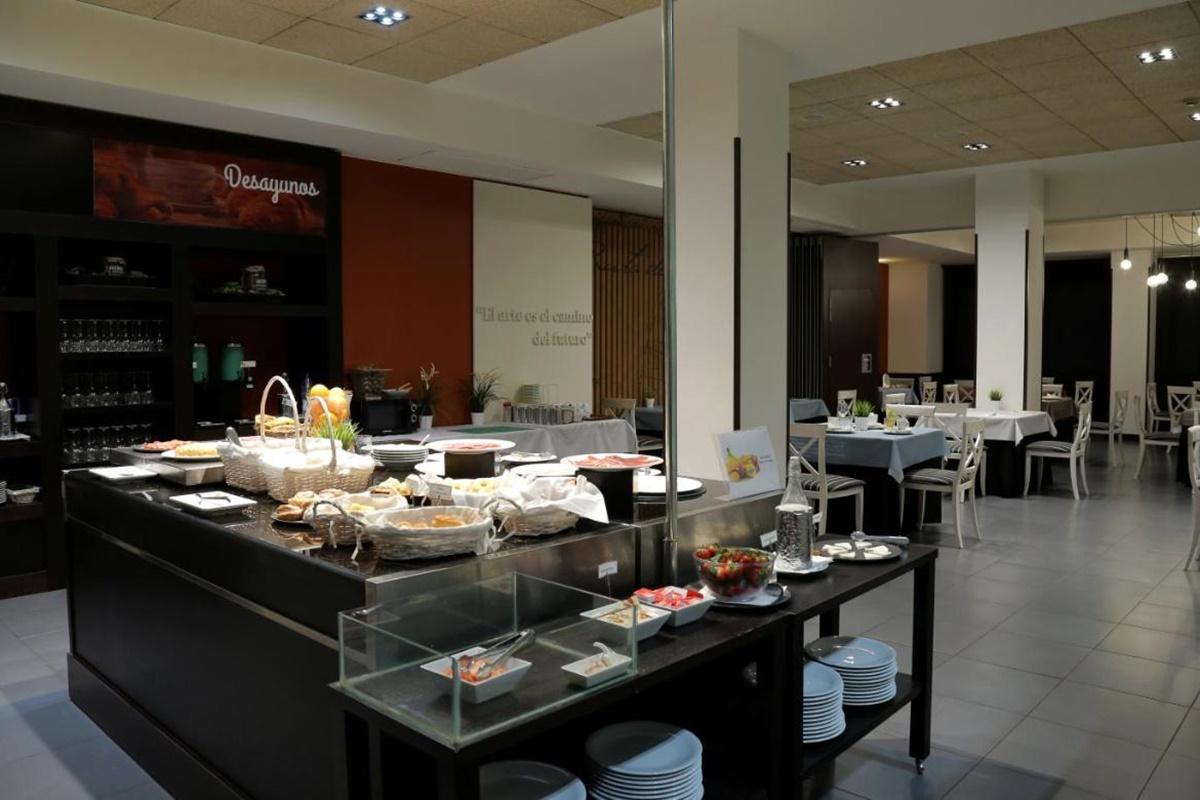 Hotel Oriente Zaragoza Kültér fotó